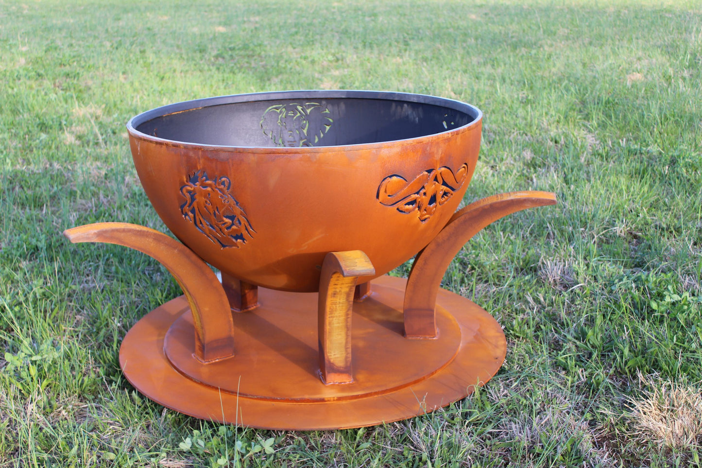 Fire Pit Art-Africa's Big 5