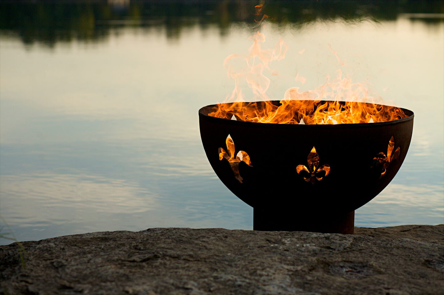Fire Pit Art-Fleur de Lis
